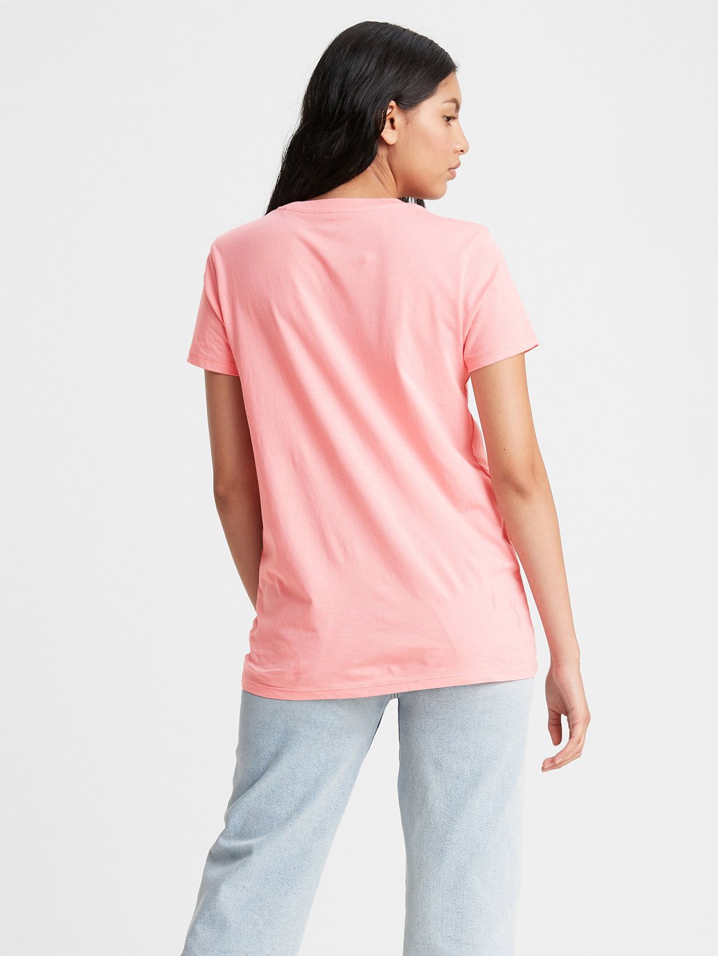Levi's® 女用標誌完美 T 卹