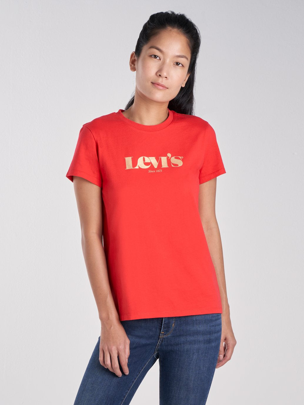 Levi's® 女用標誌完美 T 卹