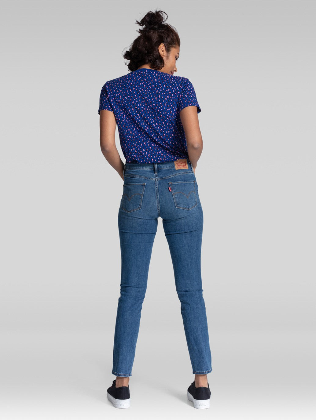Levi's® 312 塑形修身牛仔褲