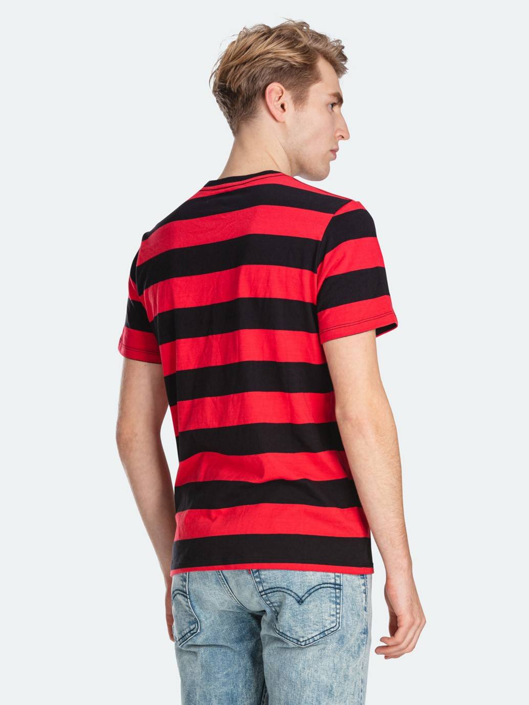 Levi's® 男士經典圖案 T 卹