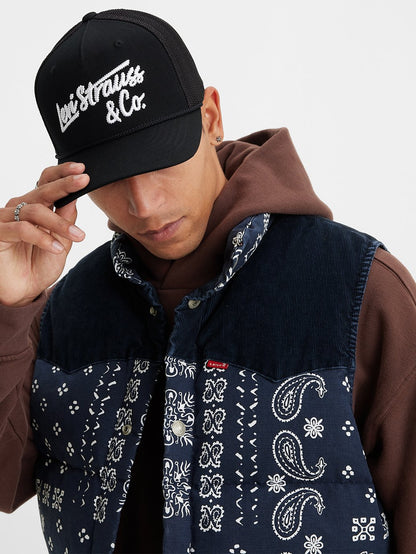 Levi's® Men's Embroidered Flexfit® Trucker Cap