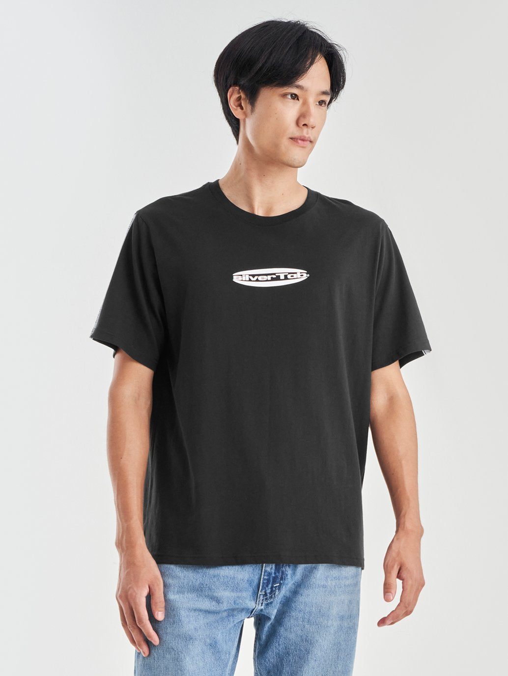 Levi's® 男士休閒短袖圖案 T 卹