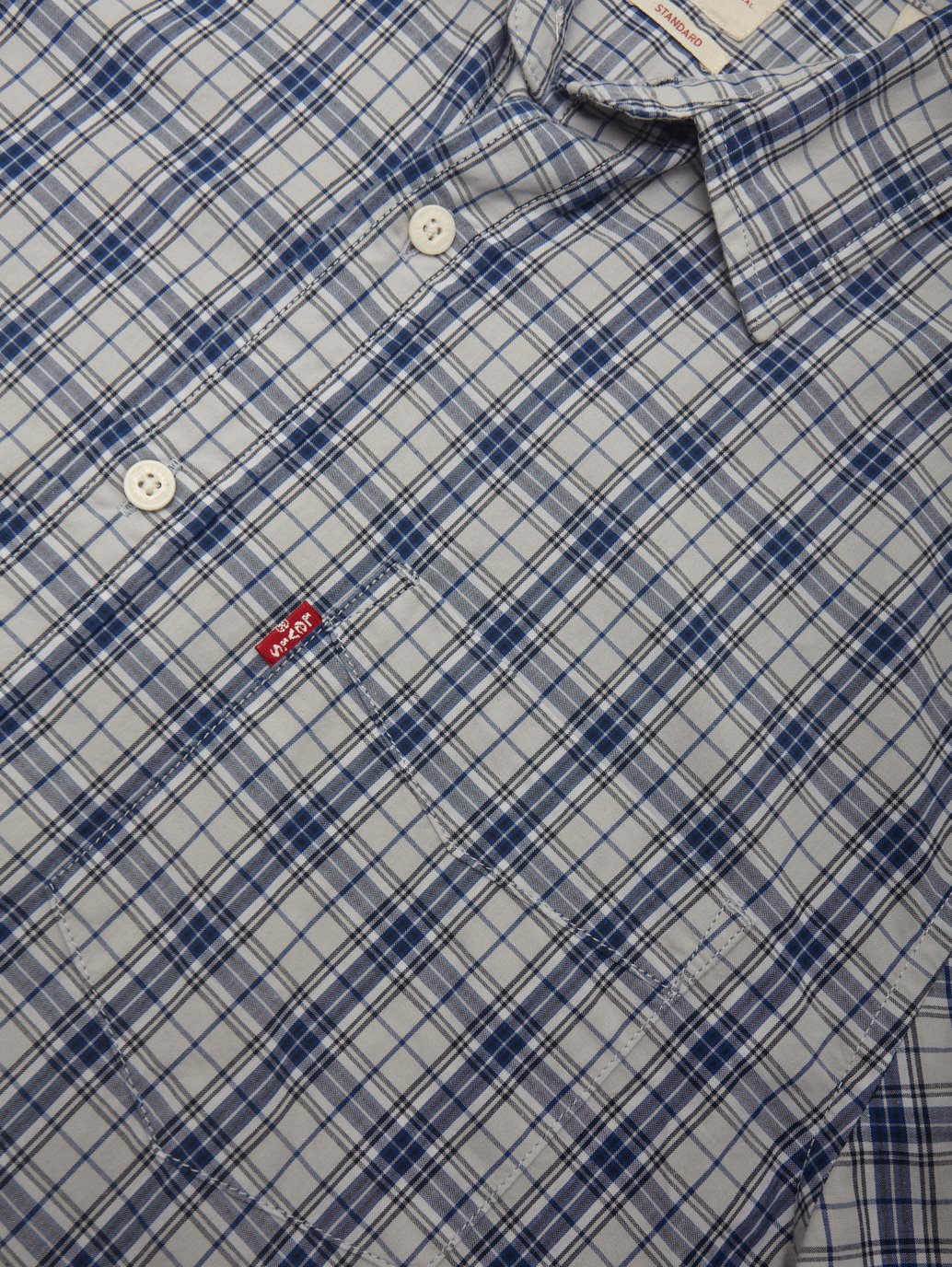 Levi's® Men's Short-Sleeve Classic Standard Fit Shirt