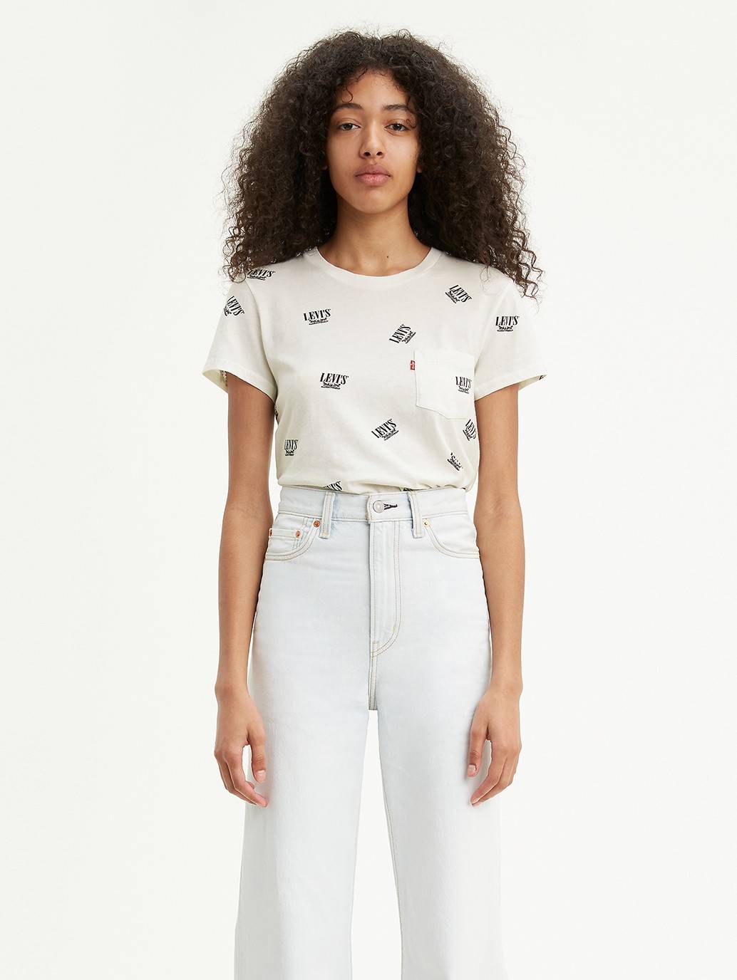 Levi's® 完美口袋 T 卹