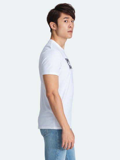 Levi's® Perf Graphic Tee