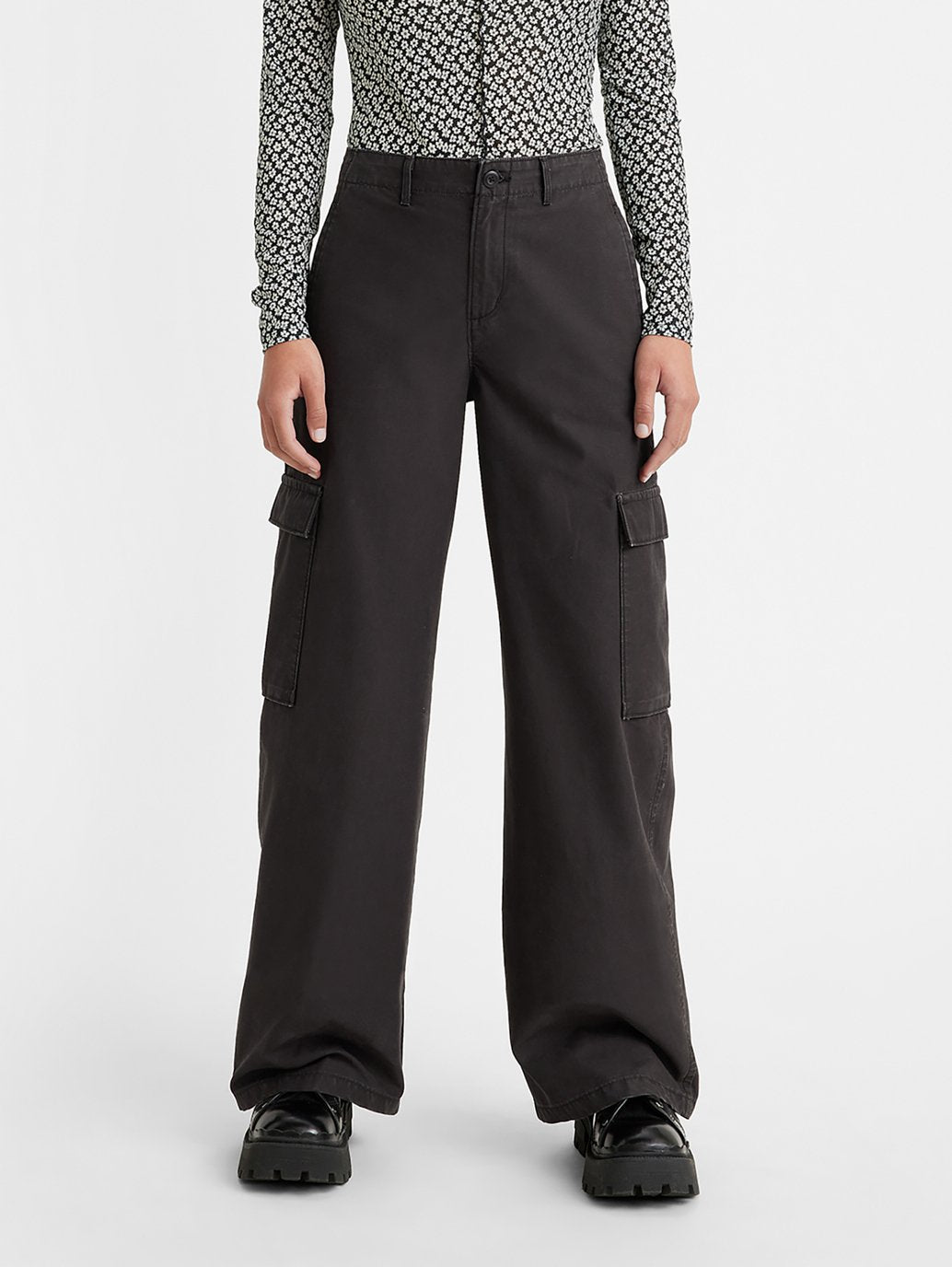 Levi's® Women's Baggy Cargo Pants