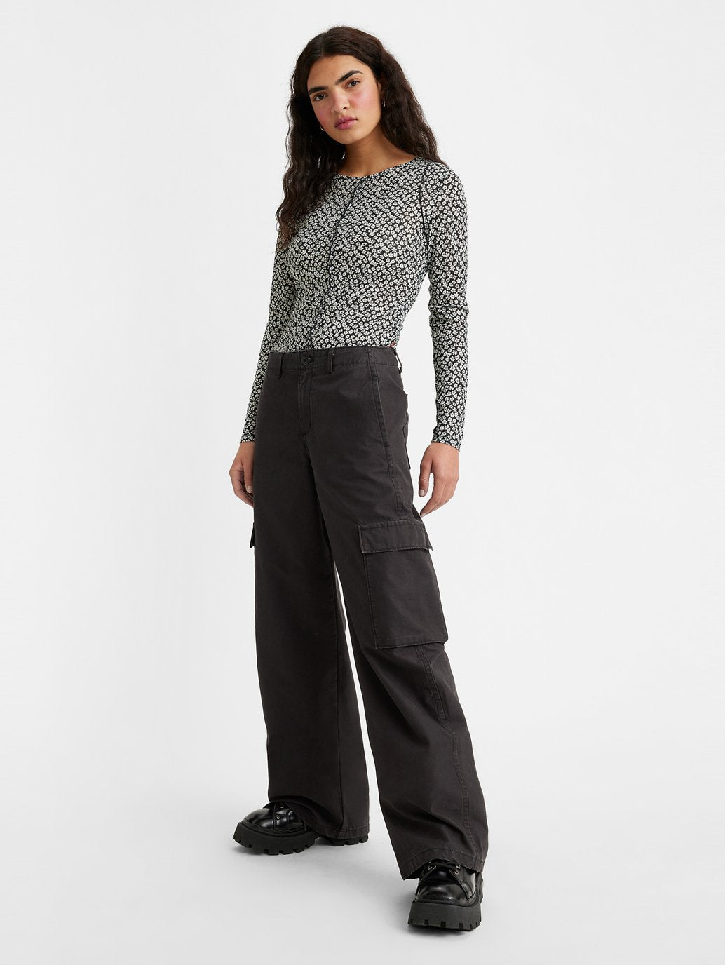 Levi's® Women's Baggy Cargo Pants