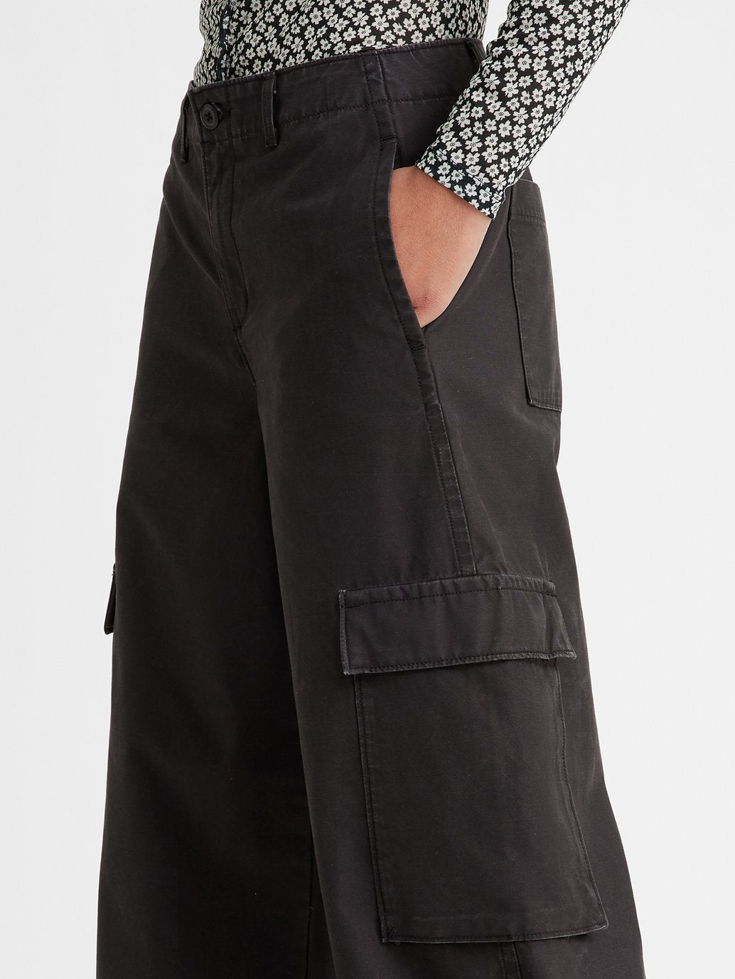 Levi's® Women's Baggy Cargo Pants