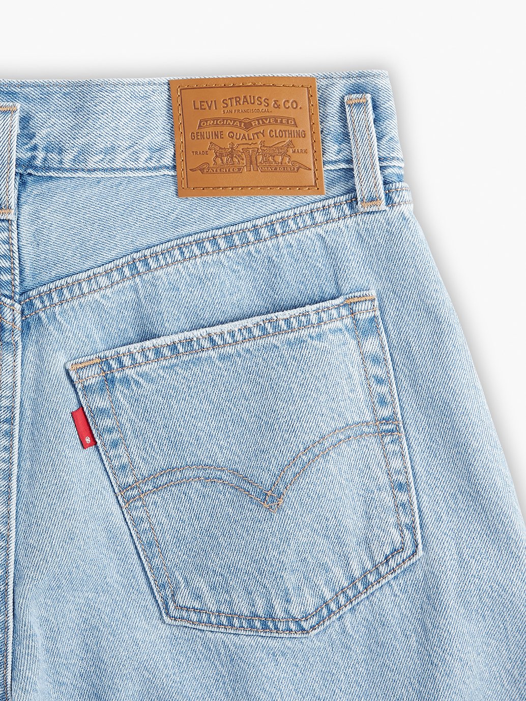Levi's® Women's Belted Baggy Jeans