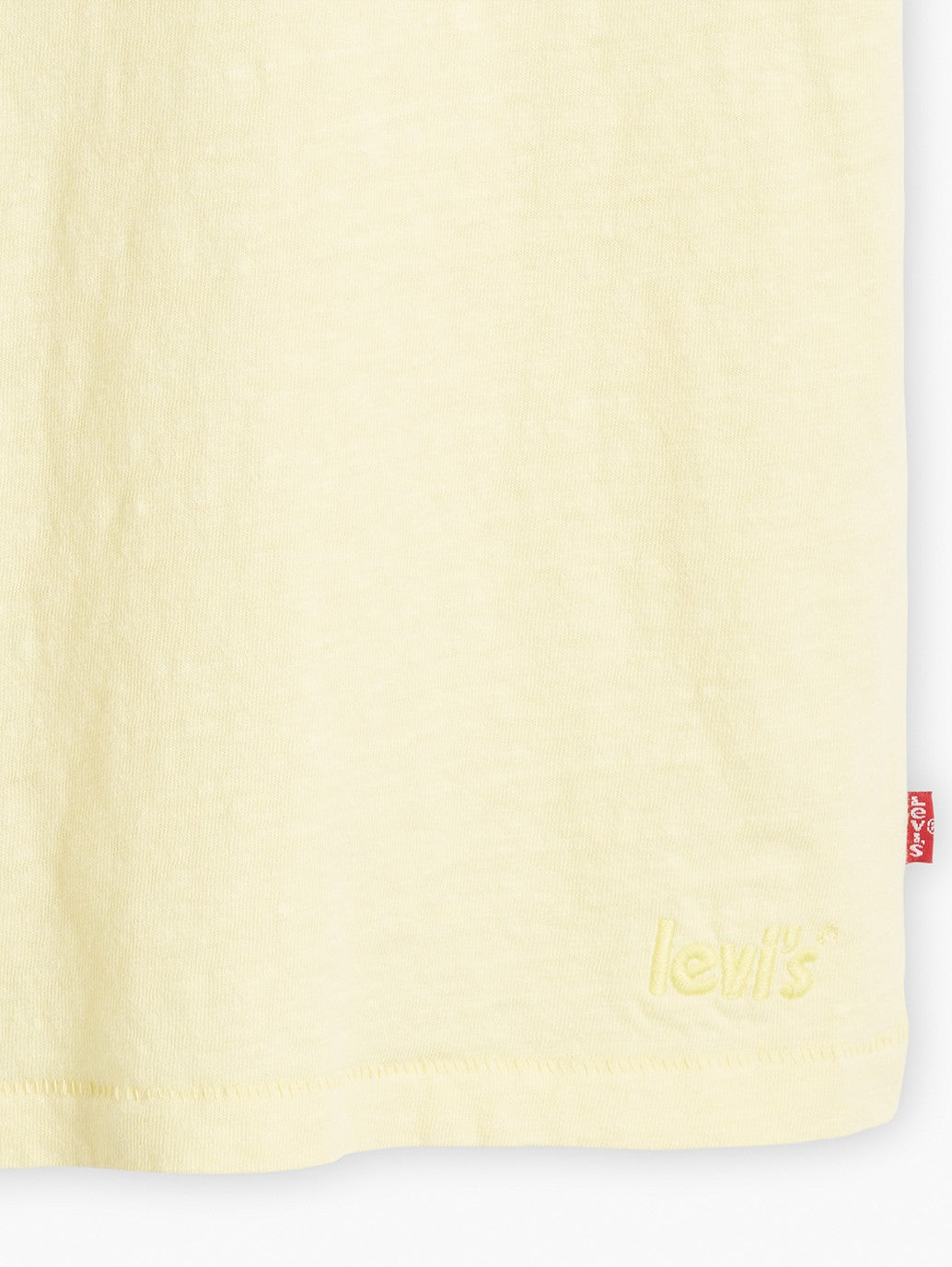 Levi's® Women's Classic Fit T-Shirt