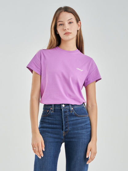 Levi's® Women's Classic Fit T-Shirt