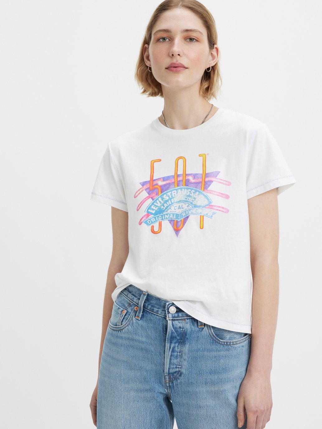 Levi's® Women's Graphic Classic Tee