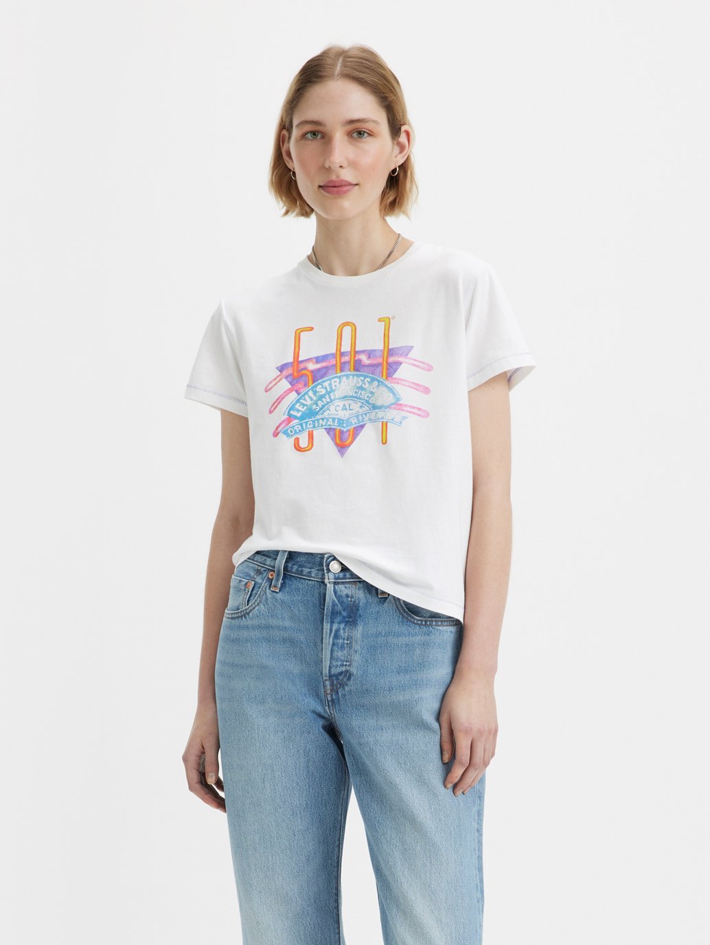 Levi's® Women's Graphic Classic Tee