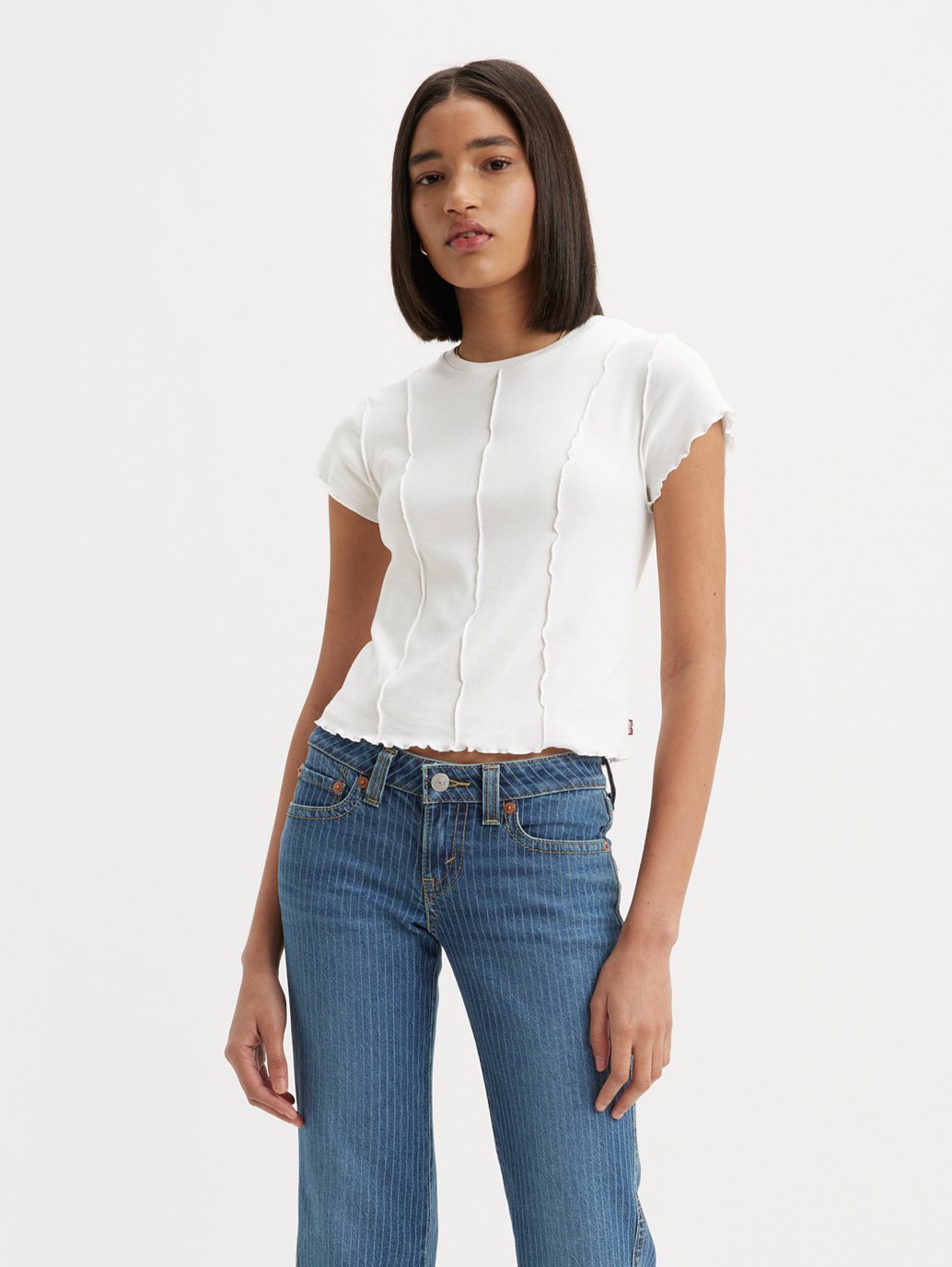 Levi's® 女式內翻式接縫 T 卹