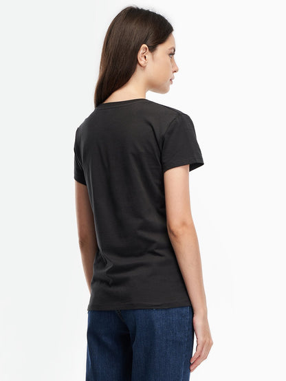 Levi's® 女用標誌完美 T 卹