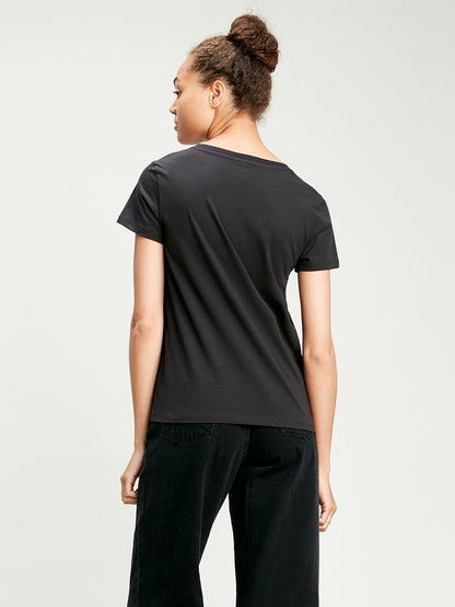 Levi's® 女式完美 V 領 T 卹