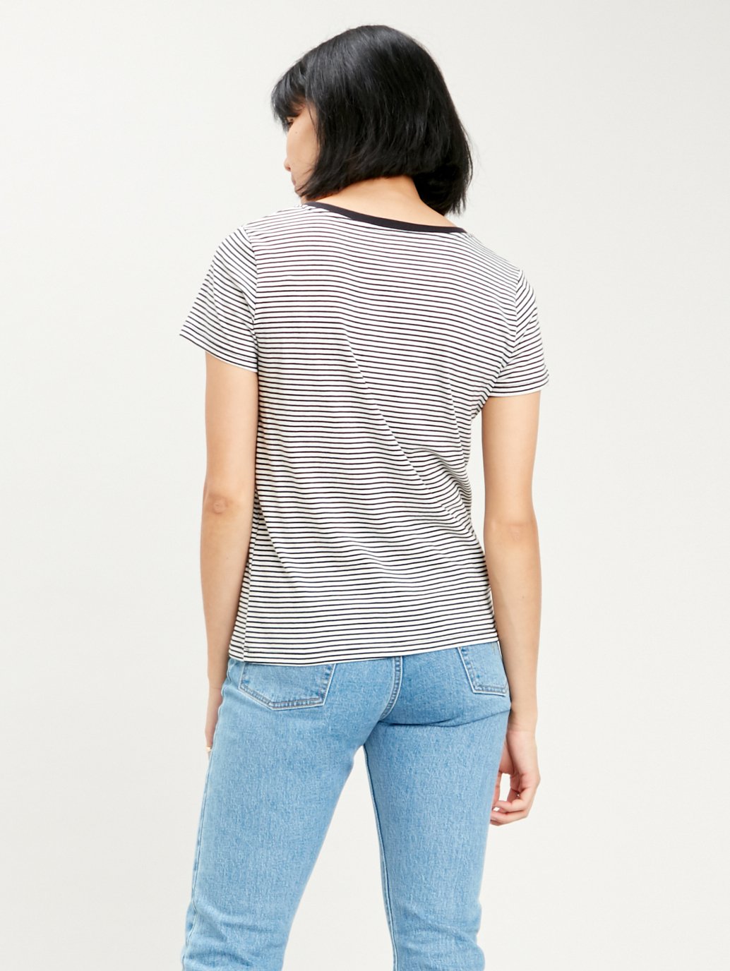 Levi's® 女式完美 V 領 T 卹