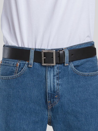 Levi's® Leather Belt