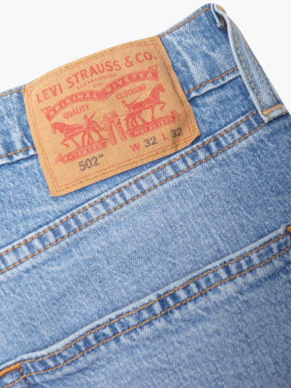 Levi's® 男款 502™ 錐形牛仔褲