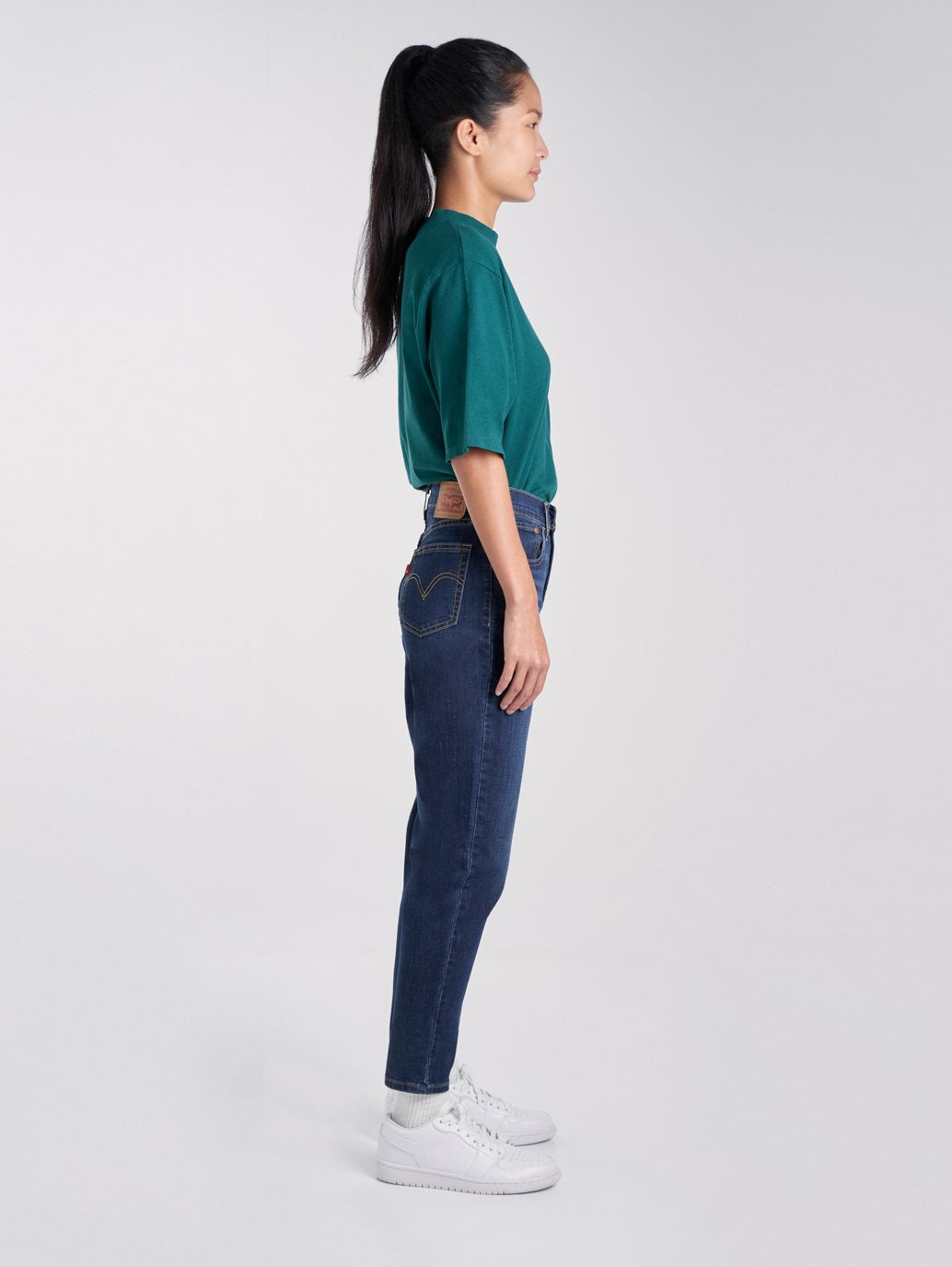 Levi's® 女款高腰男友風牛仔褲