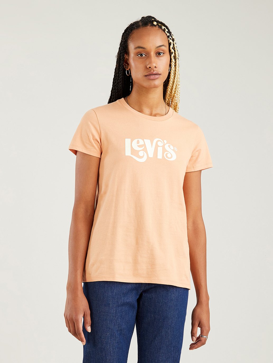 Levi's® 女用標誌完美 T 卹