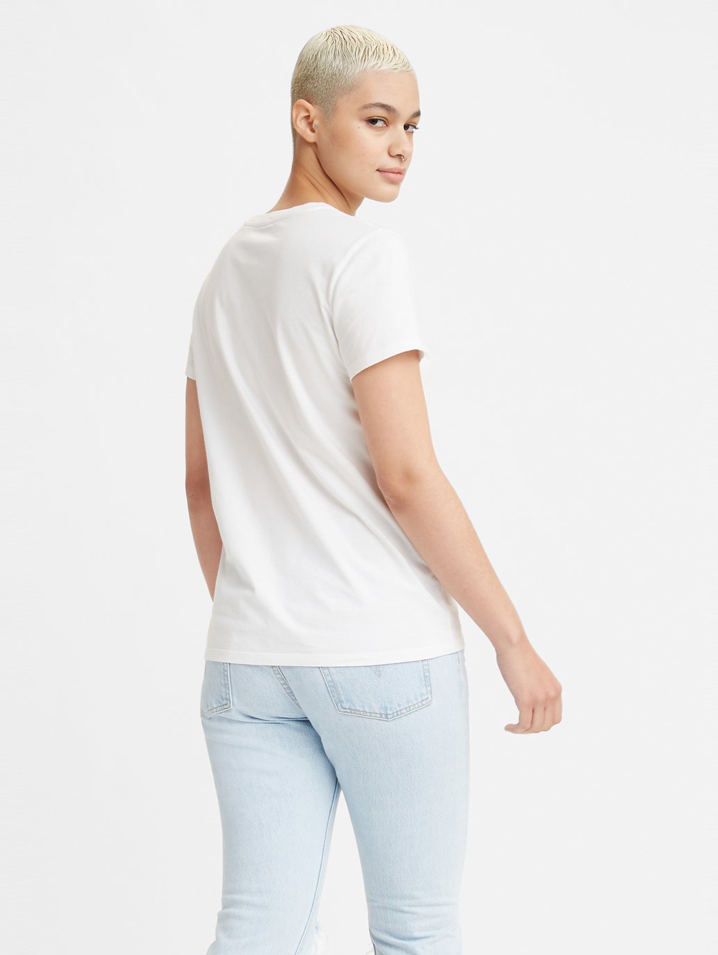 Levi's® 女用標誌完美 T 卹