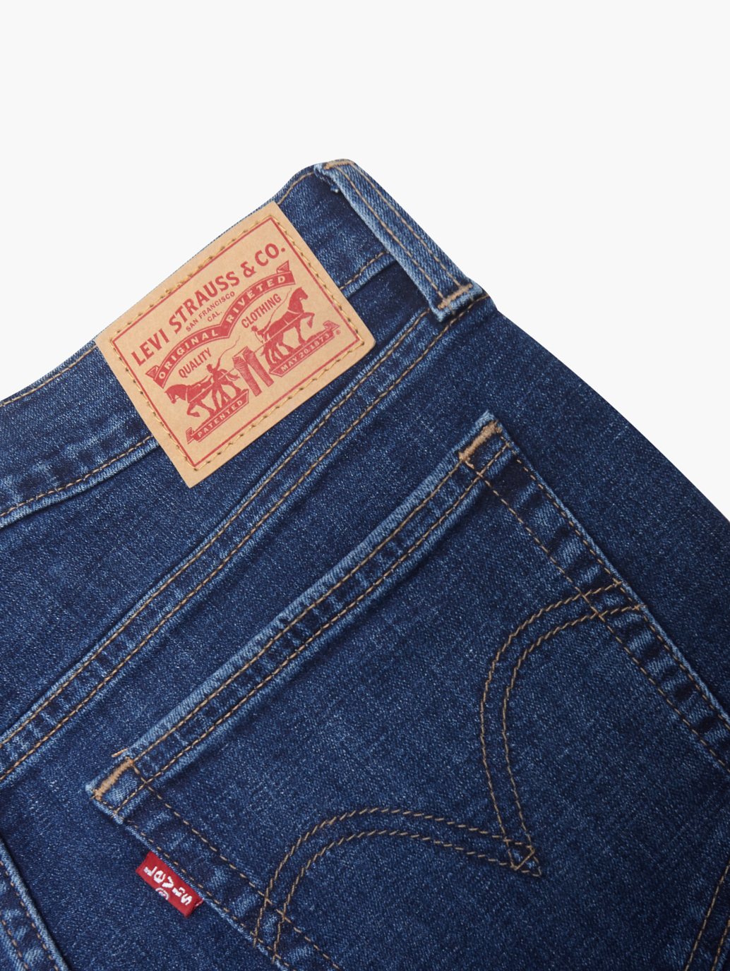 Levi's® 女款新男友風牛仔褲