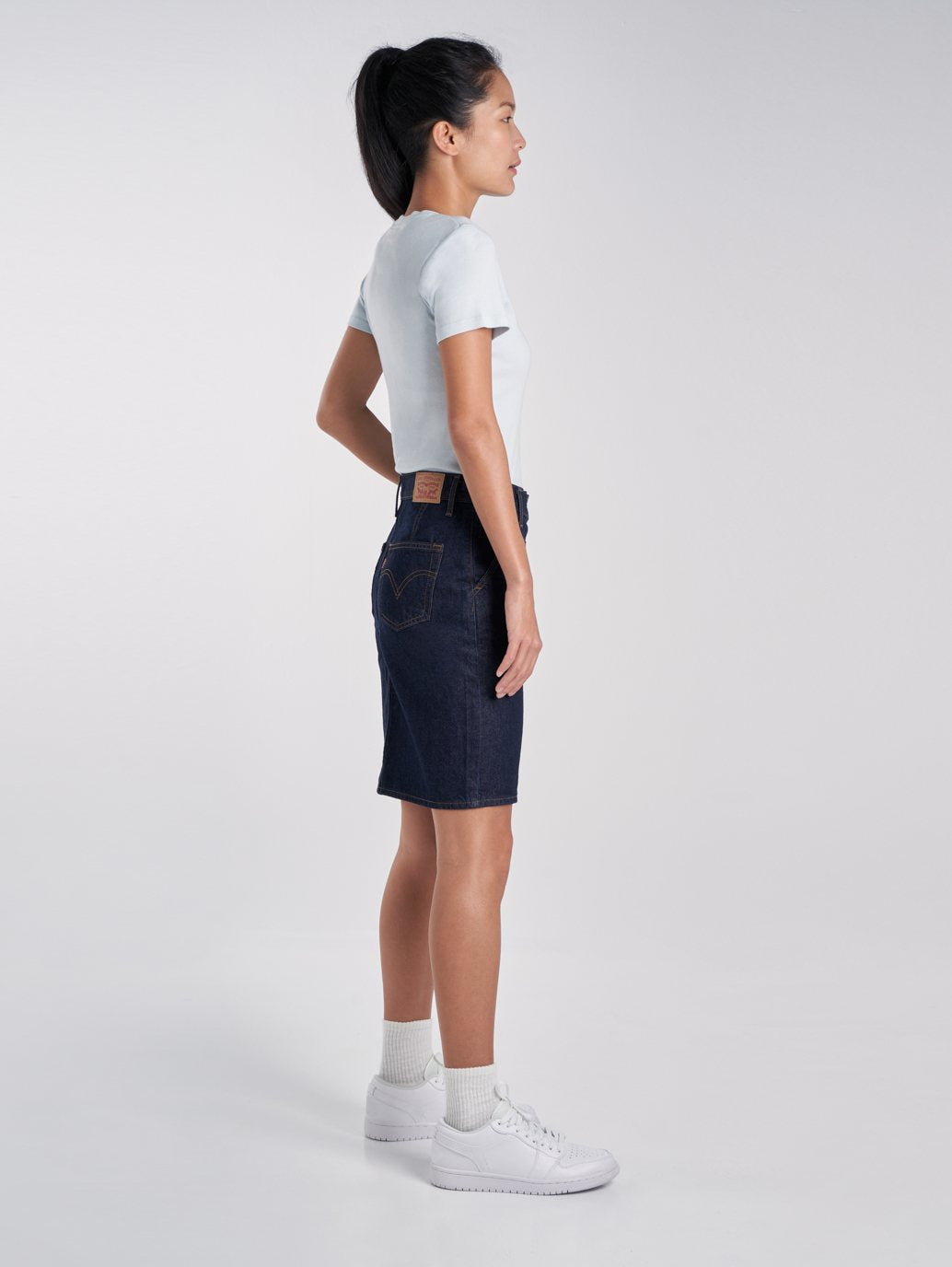 Levi's® 女士訂製鉛筆牛仔裙