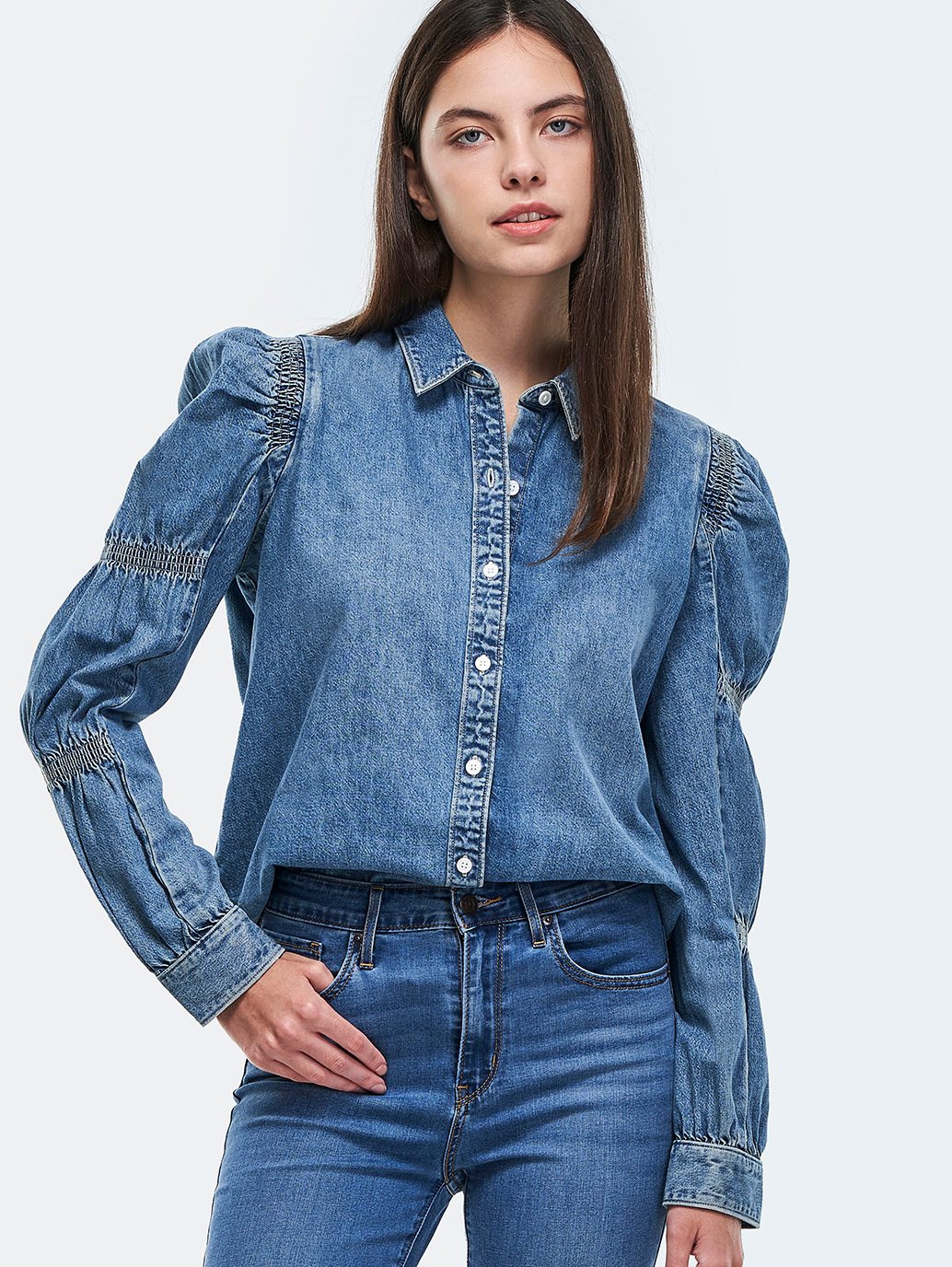 Levi's® Women's Zuma Cinched Sleeve Blouse