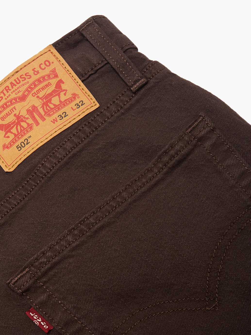 Levi's® 男款 502™ 錐形牛仔褲