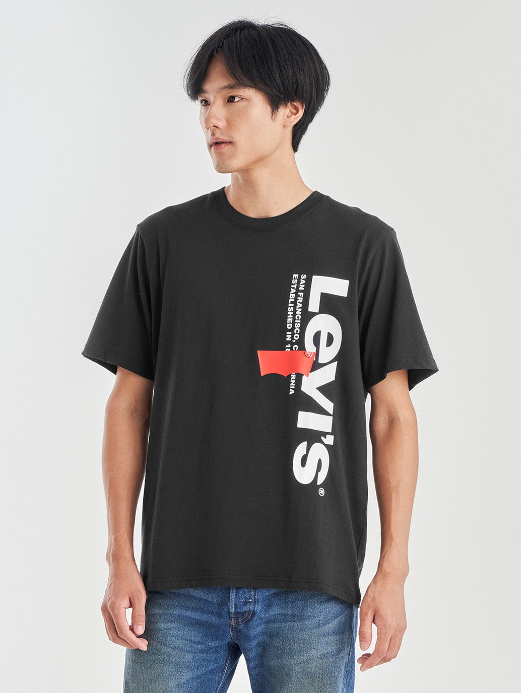 Levi's® 男士休閒短袖圖案 T 卹