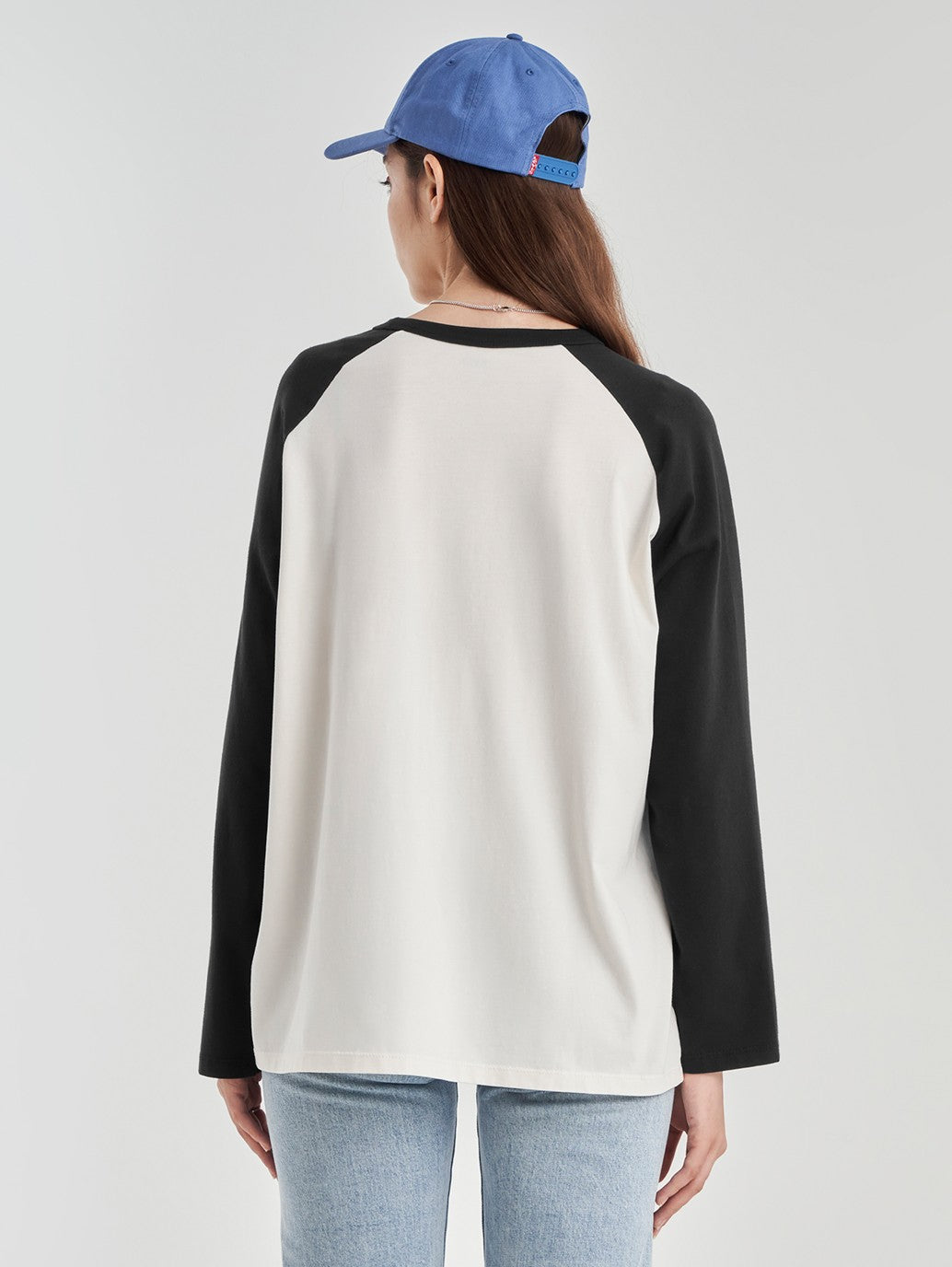 Levi's® Women's Graphic Way Back T-Shirt