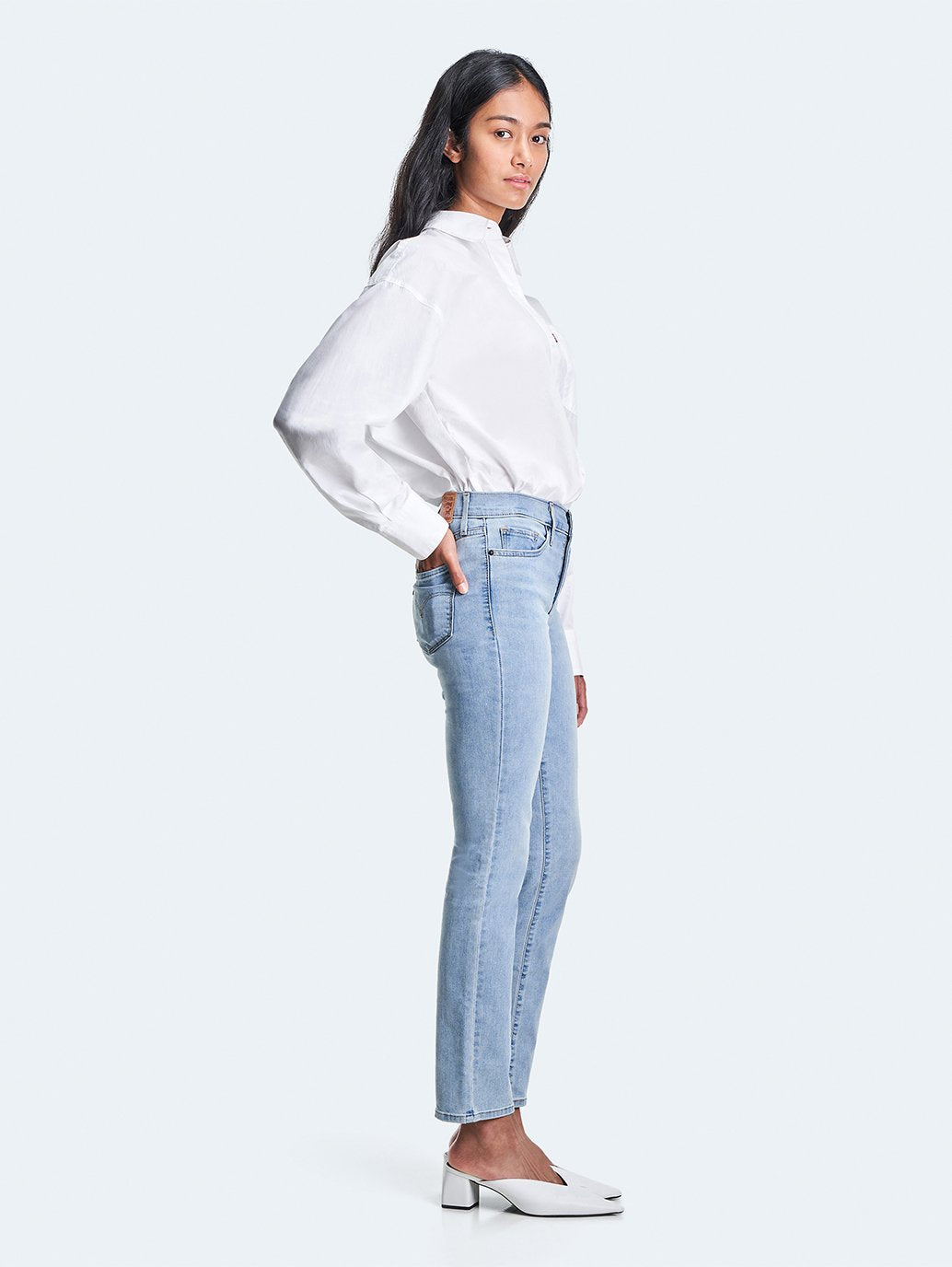 Levi's® 女款 312 塑形修身牛仔褲