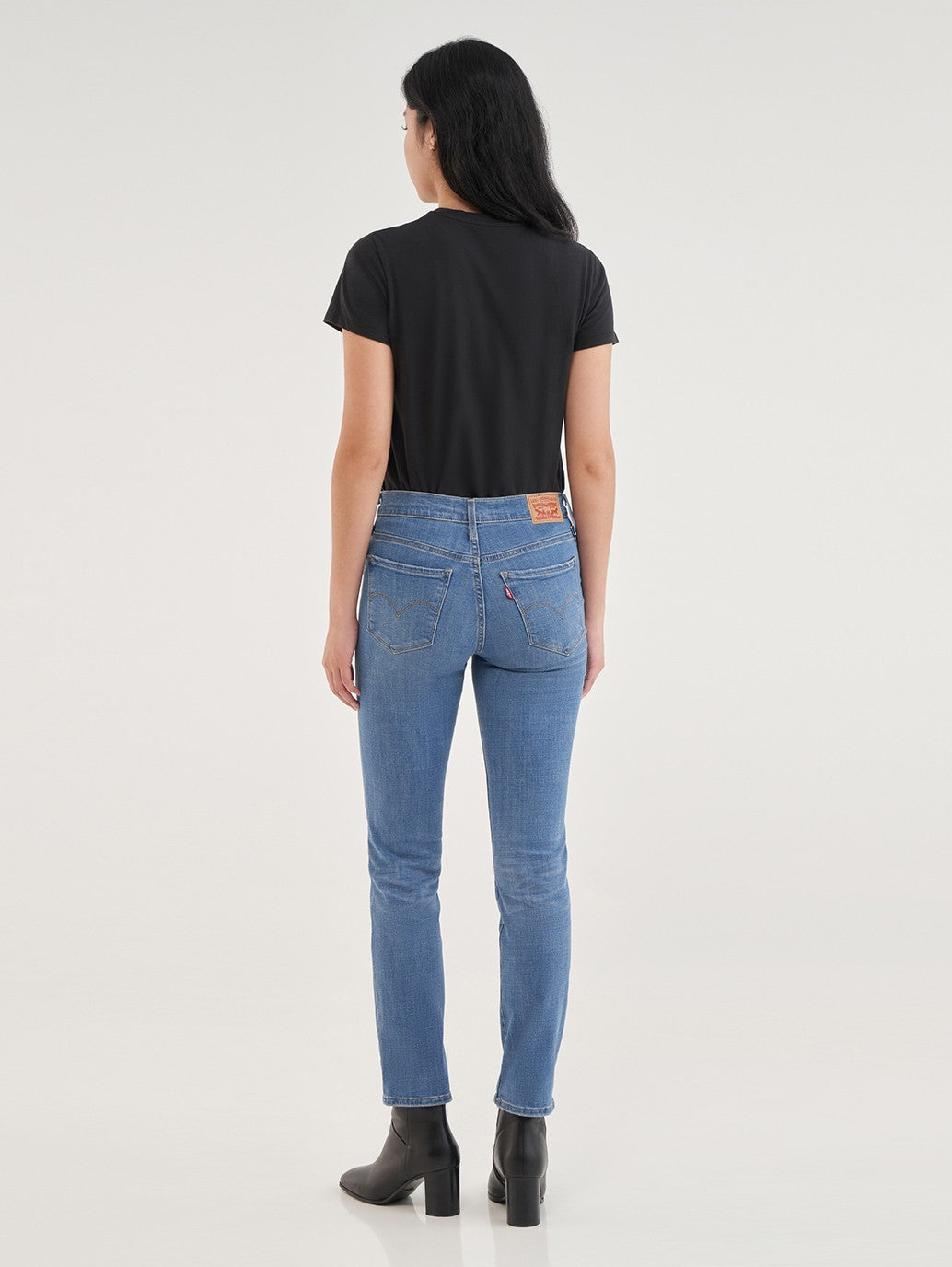 Levi's® 女款 312 塑形修身牛仔褲