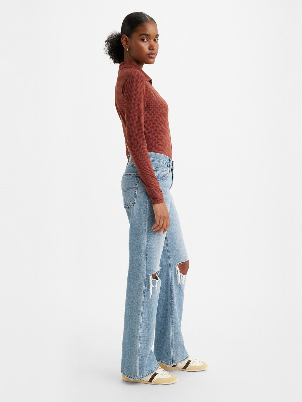 Levi's® 女用寬鬆微喇牛仔褲