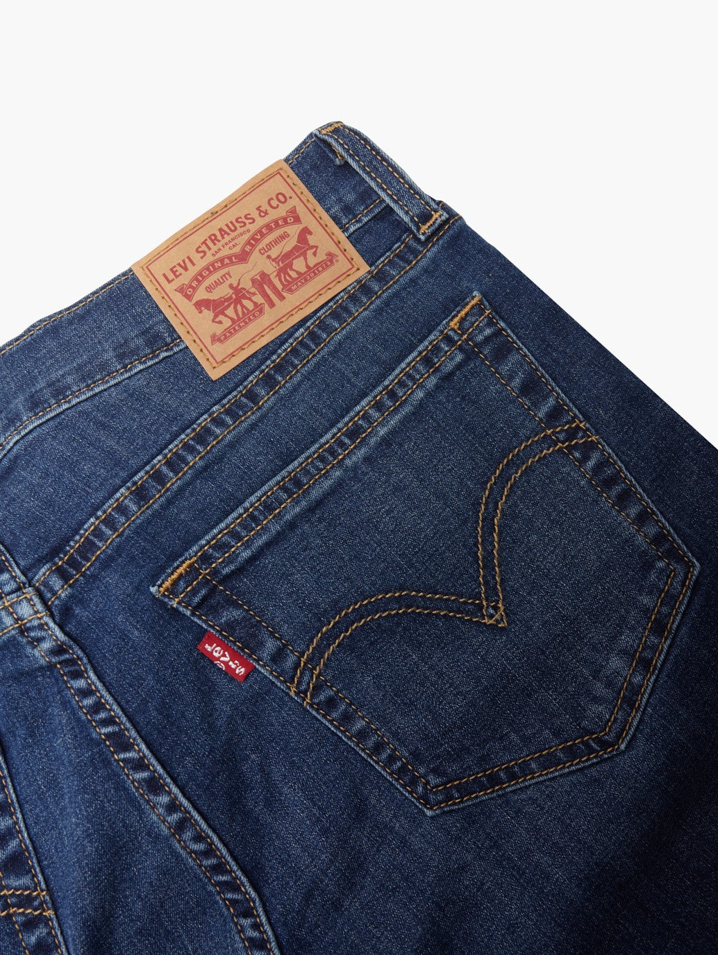 Levi's® 女式男友風中腰牛仔褲