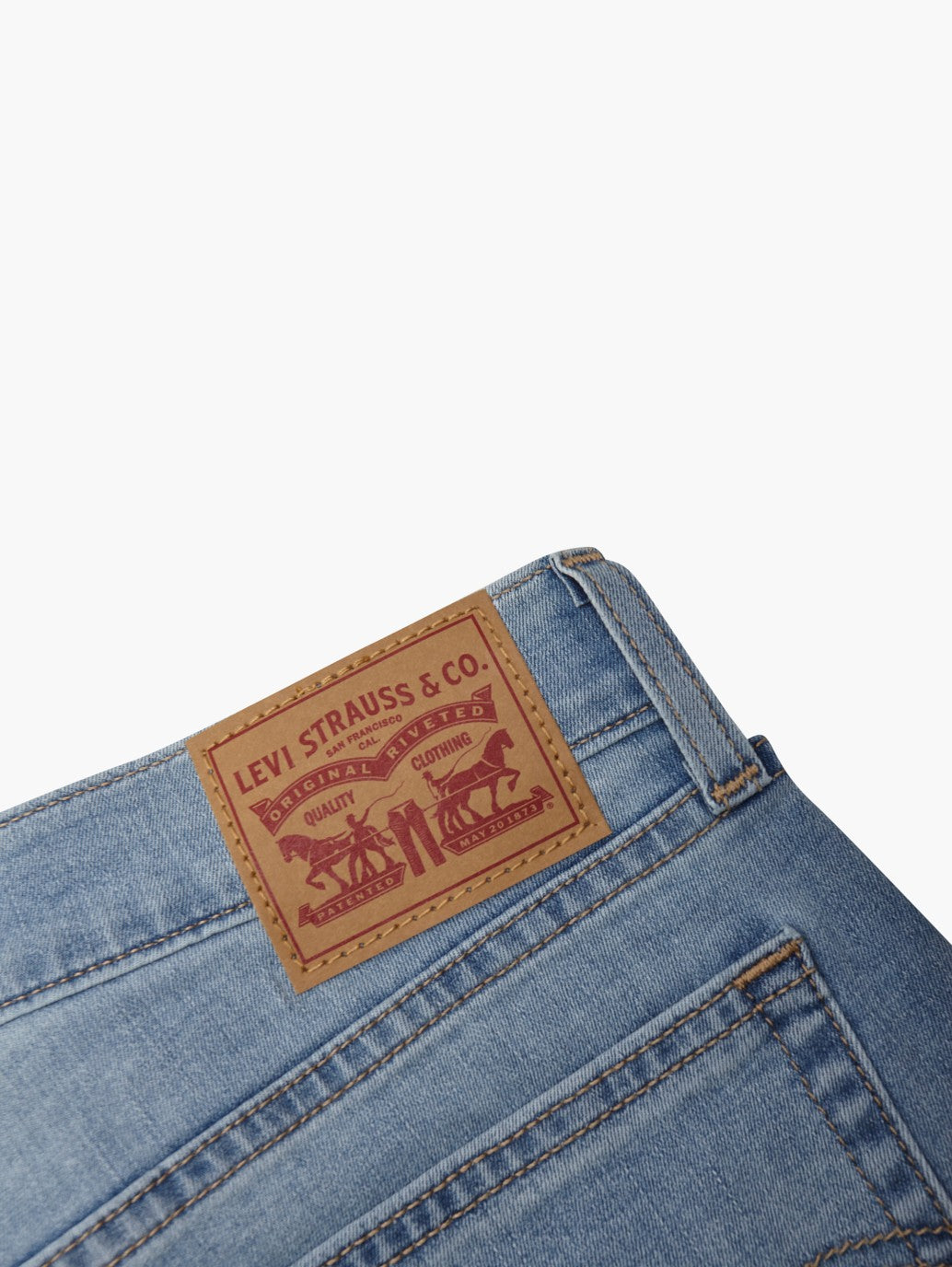 Levi's® 女式男友風中腰牛仔褲