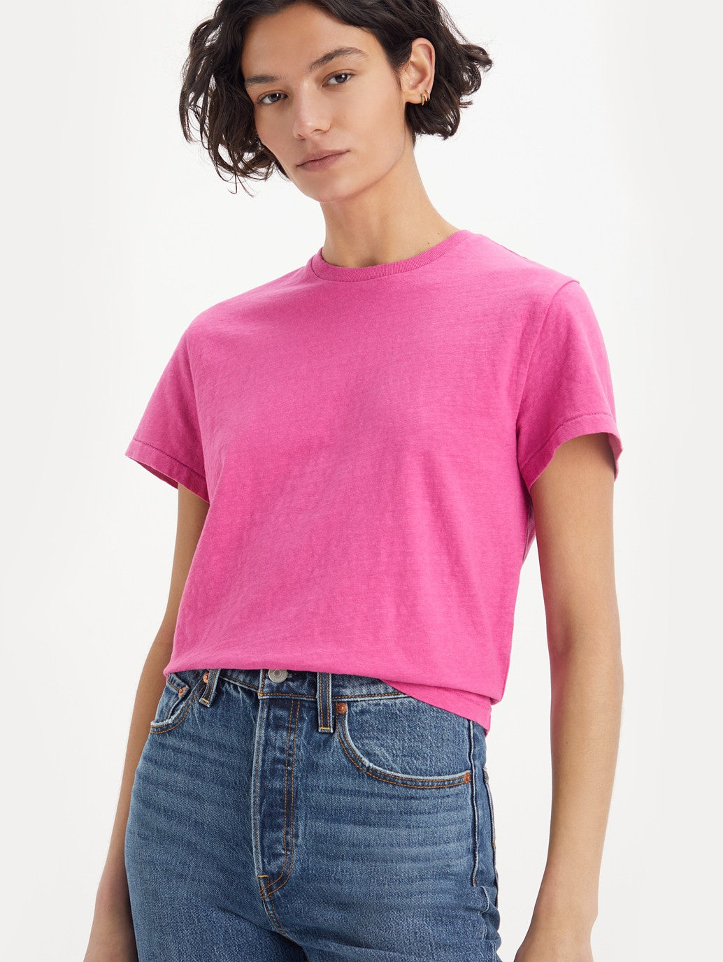 Levi's® Women's Classic Fit T-Shirt