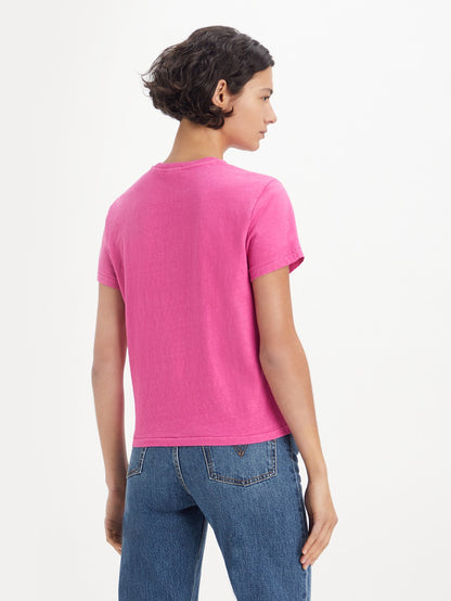 Levi's® Women's Classic Fit T-Shirt