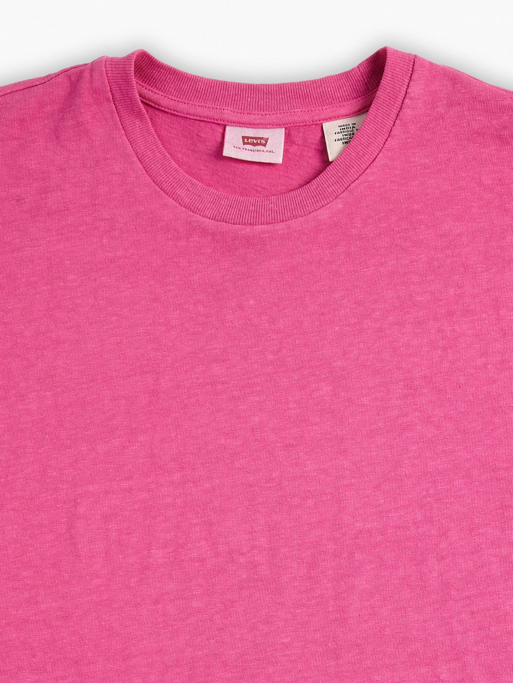 Levi's® Women's Classic Fit T-Shirt