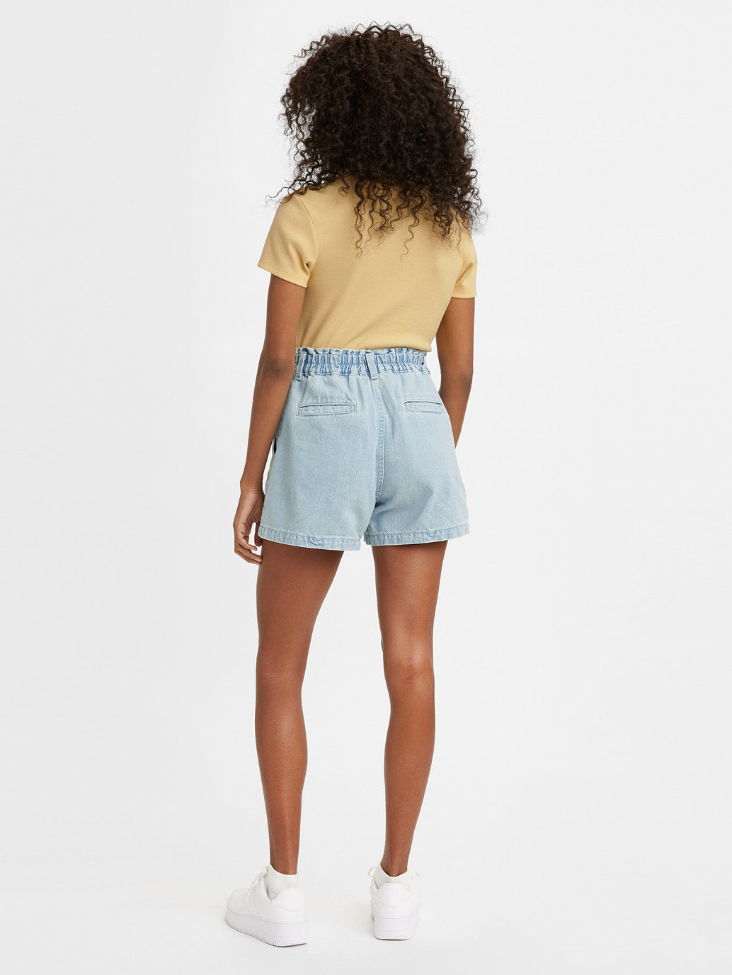 Levi's® 女士高腰 A 字牛仔短褲