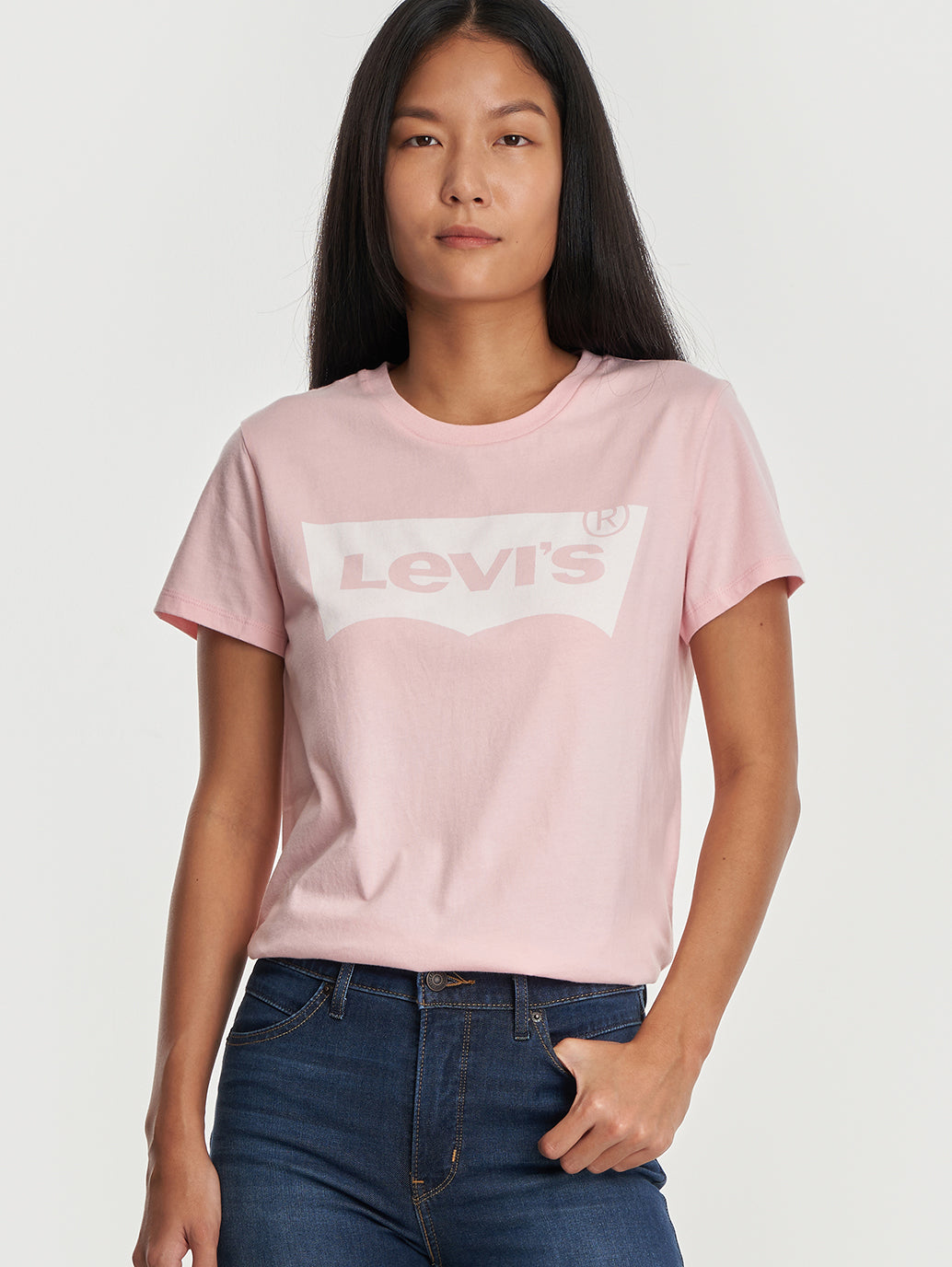 Levi's® 女用標誌完美 T 卹