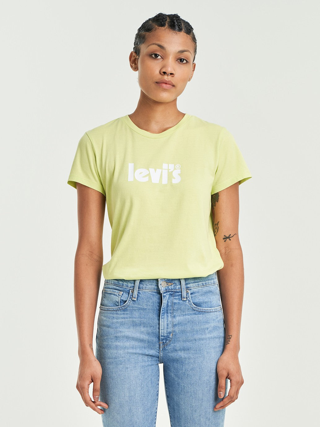 Levi's® 女用標誌完美 T 卹
