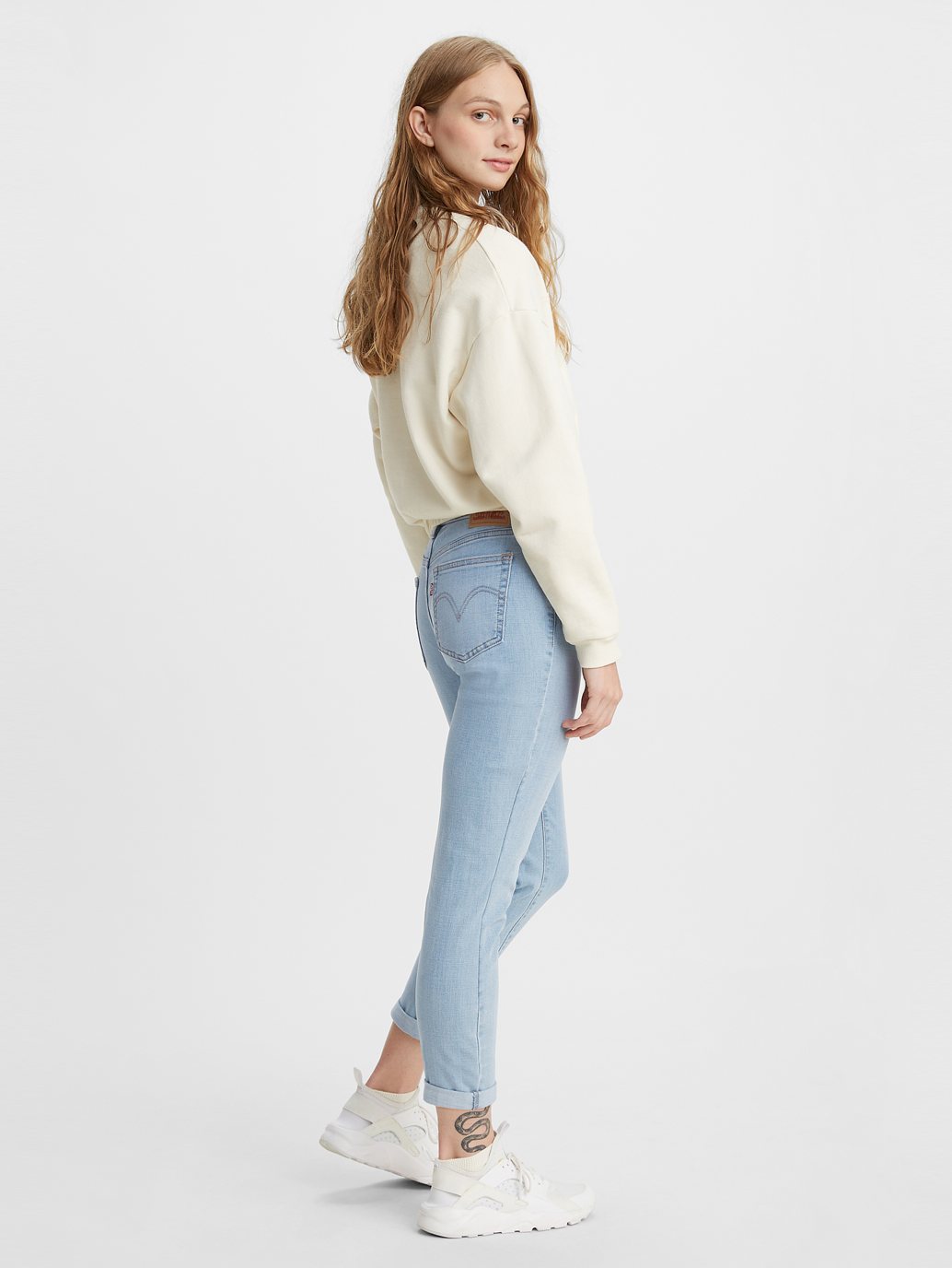 Levi's® 女款新男友風牛仔褲