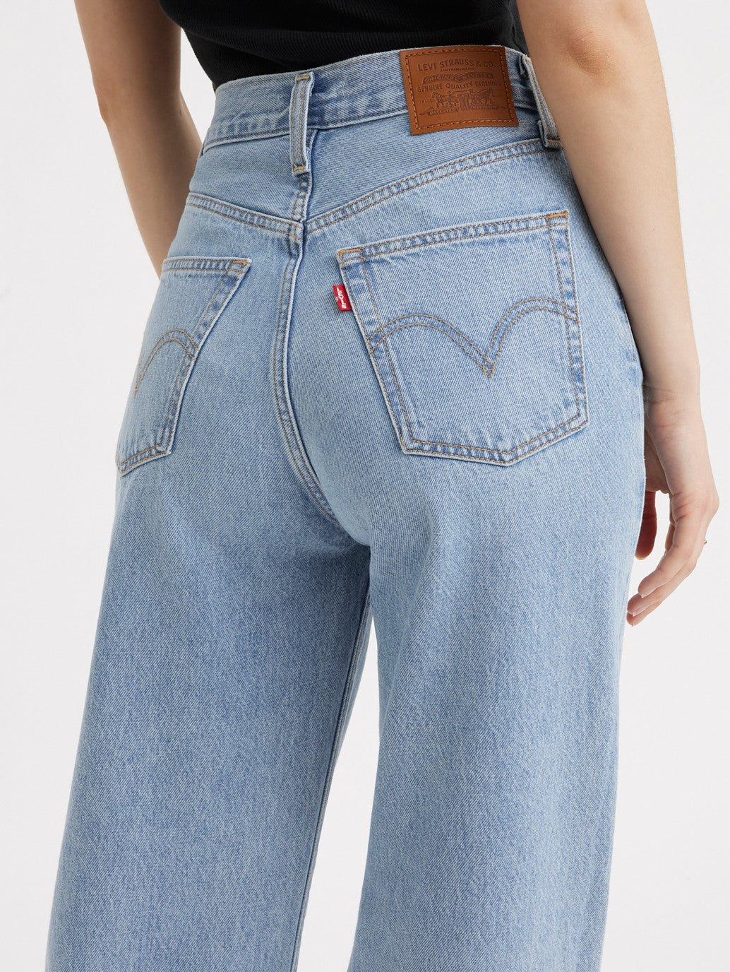 [NewJeans MINJI 所穿] Levi's® 女款 Ribcage 寬腿牛仔褲